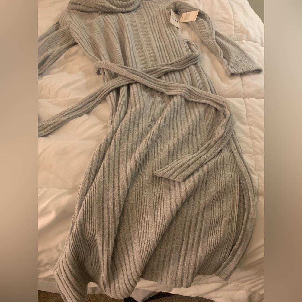 NEW Harper 241 Sweater Midi Dress - Picture 2 of 5